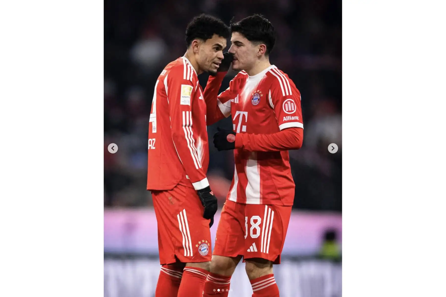 La presencia de Chávez en la alineación del Bayern subraya el compromiso del club con el desarrollo de jóvenes talentos. Su participación ante Wolfsburg no solo marcó su estreno en la Bundesliga sino también el inicio de una nueva etapa para el peruano, bajo la exigencia del fútbol de élite. Foto: Bayern Munich