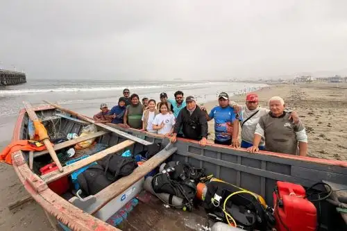 Especialistas realizaron la identificación de bienes culturales sumergidos en el área marina adyacente al complejo El Huarco. Foto: MINCUL/Difusión.