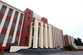 Las clases se desarrollarán en modalidad 100 % virtual, a través de las plataformas Zoom y YouTube.