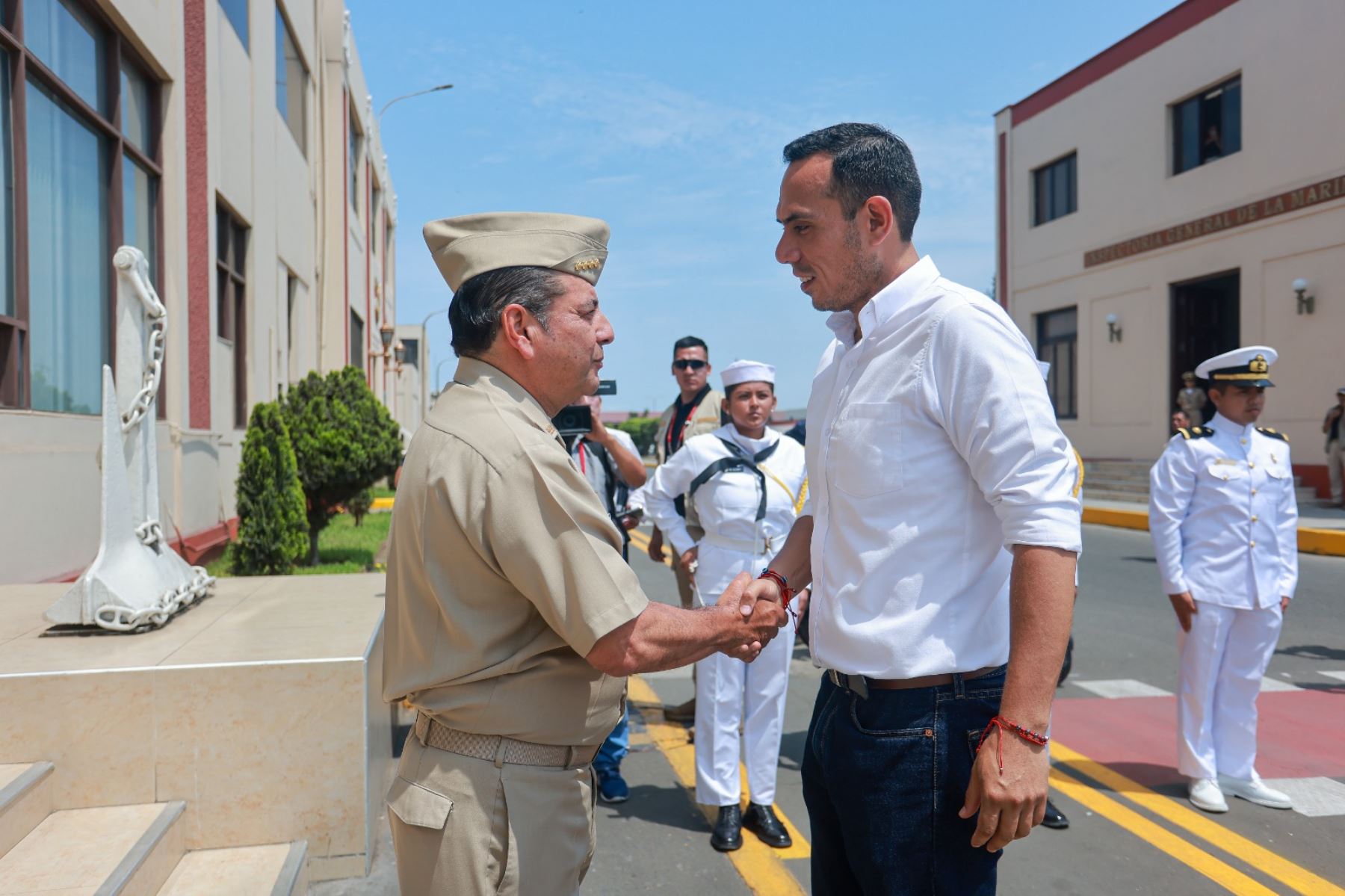 El presidente de la república, José Jerí, supervisa las instalaciones de los Servicios Industriales de la Marina (SIMA). Foto: ANDINA/ Prensa Presidencia