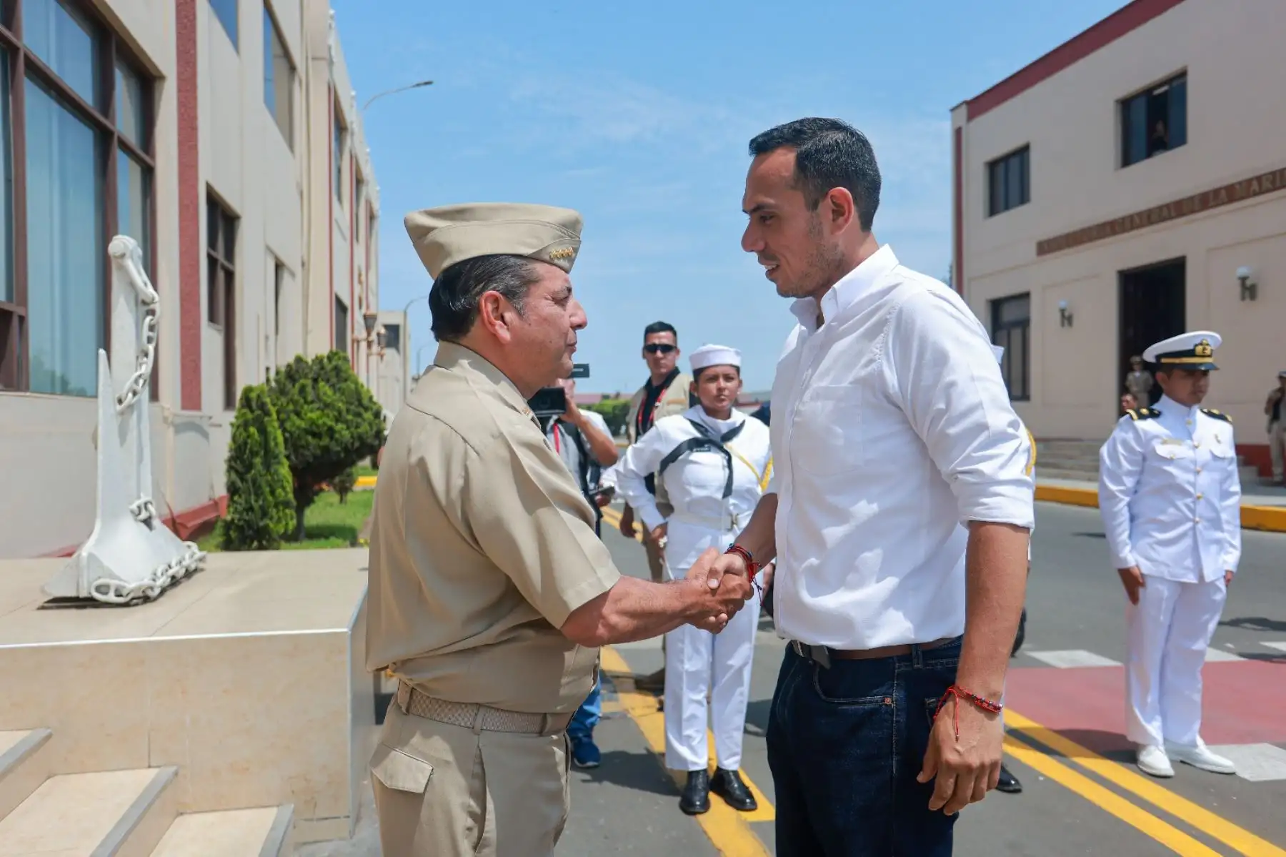 El presidente de la república, José Jerí, supervisa las instalaciones de los Servicios Industriales de la Marina (SIMA). Foto: ANDINA/ Prensa Presidencia