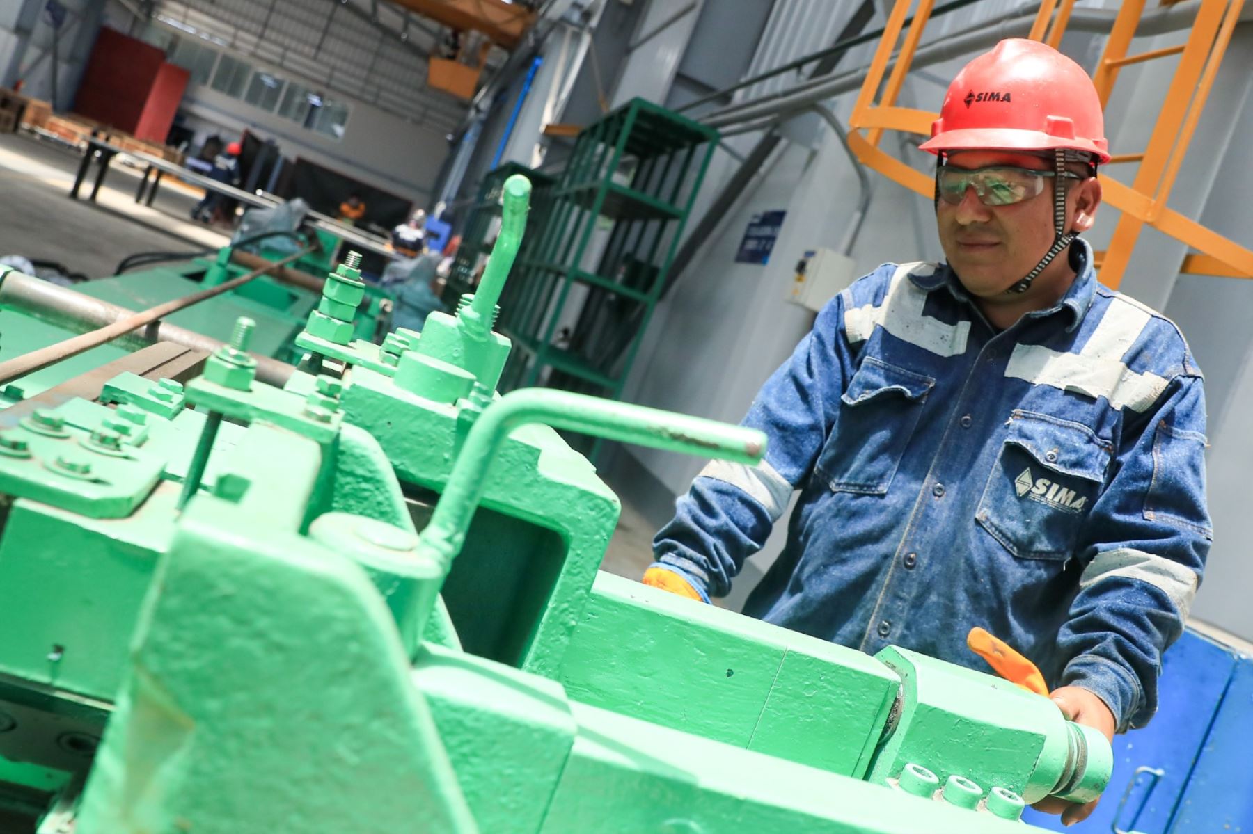 El presidente de la república, José Jerí, supervisa las instalaciones de los Servicios Industriales de la Marina (SIMA). Foto: ANDINA/ Prensa Presidencia