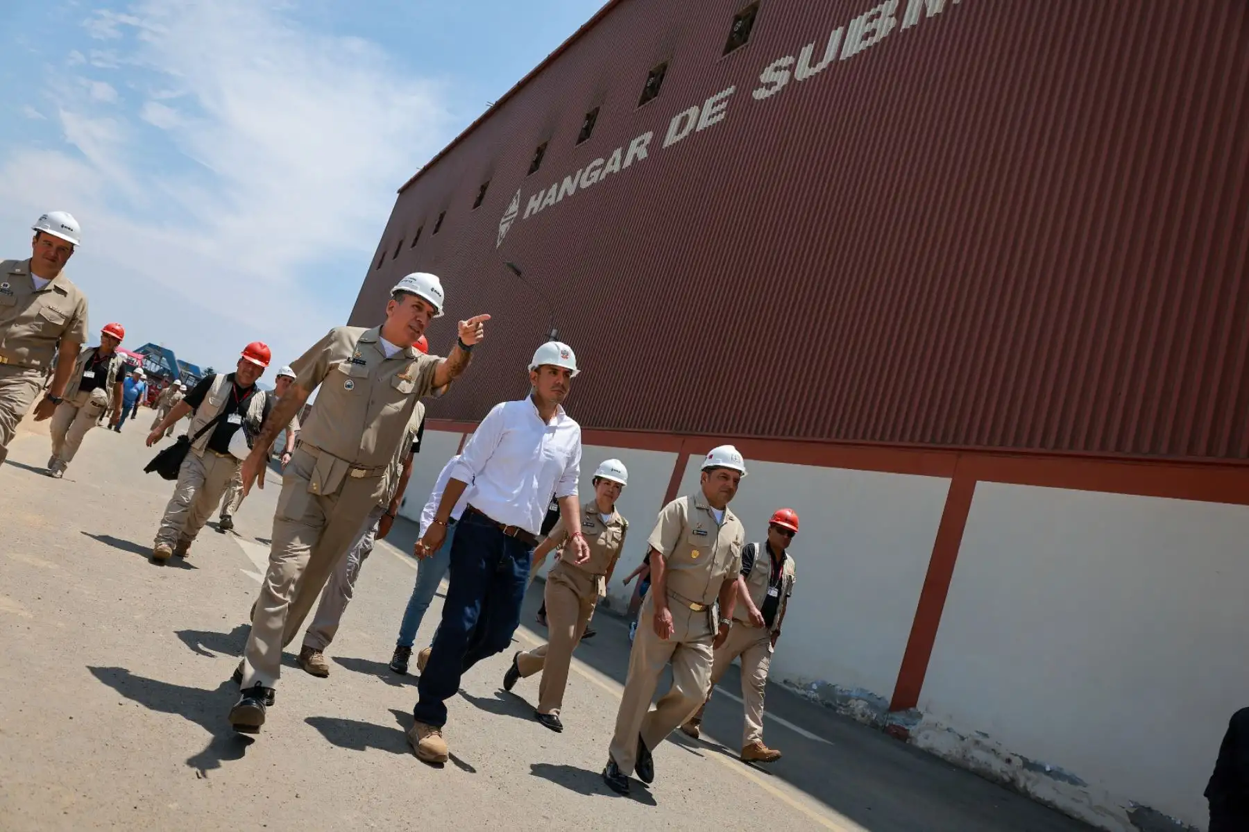 El presidente de la república, José Jerí, supervisa las instalaciones de los Servicios Industriales de la Marina (SIMA). Foto: ANDINA/ Prensa Presidencia
