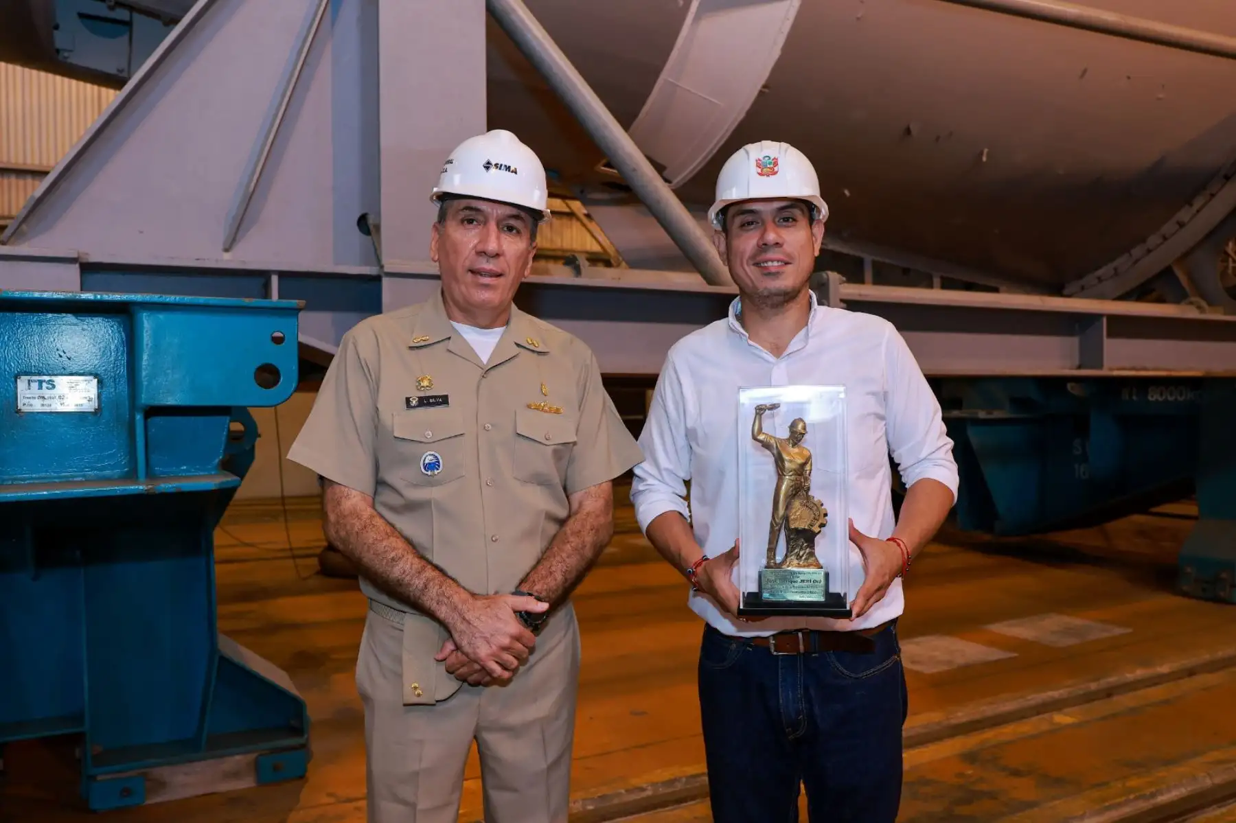 El presidente de la república, José Jerí, supervisa las instalaciones de los Servicios Industriales de la Marina (SIMA). Foto: ANDINA/ Prensa Presidencia