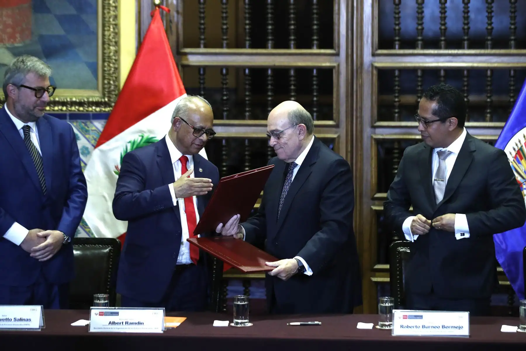 La presencia de observadores internacionales es vista por el Ejecutivo como una herramienta para fortalecer la credibilidad del sistema electoral peruano y brindar confianza a la ciudadanía y a los actores políticos involucrados.
Foto: ANDINA/Eddy Ramos