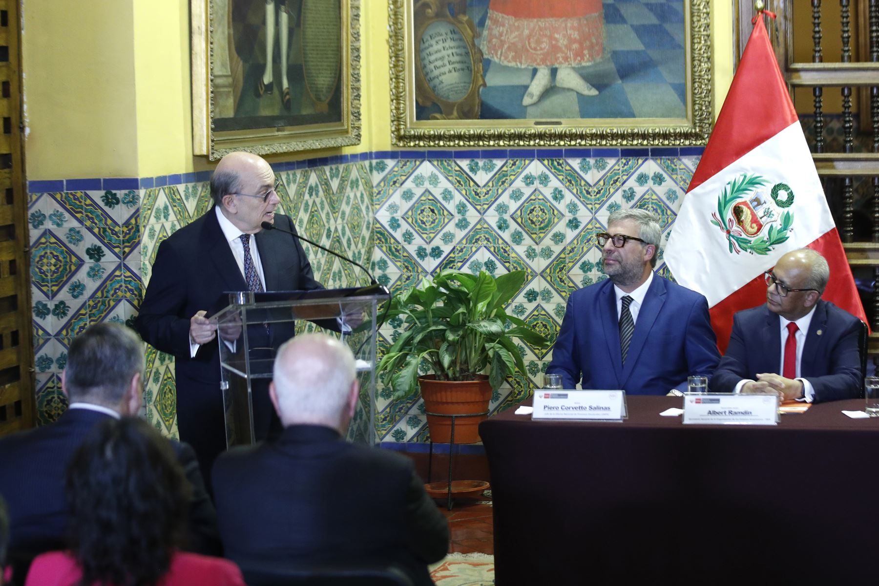 Las facilidades brindadas por el Ejecutivo incluyen apoyo logístico, acceso a información y acompañamiento institucional, aspectos que buscan contribuir a la vigilancia independiente del proceso electoral por parte de la OEA.
Foto: ANDINA/Eddy Ramos