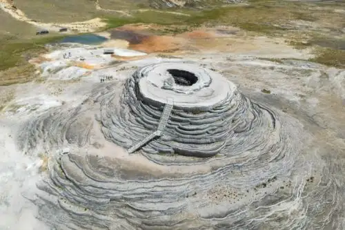 Conoce el Pachapupum: el “volcán de agua” que cautiva a viajeros en las alturas de Ayacucho