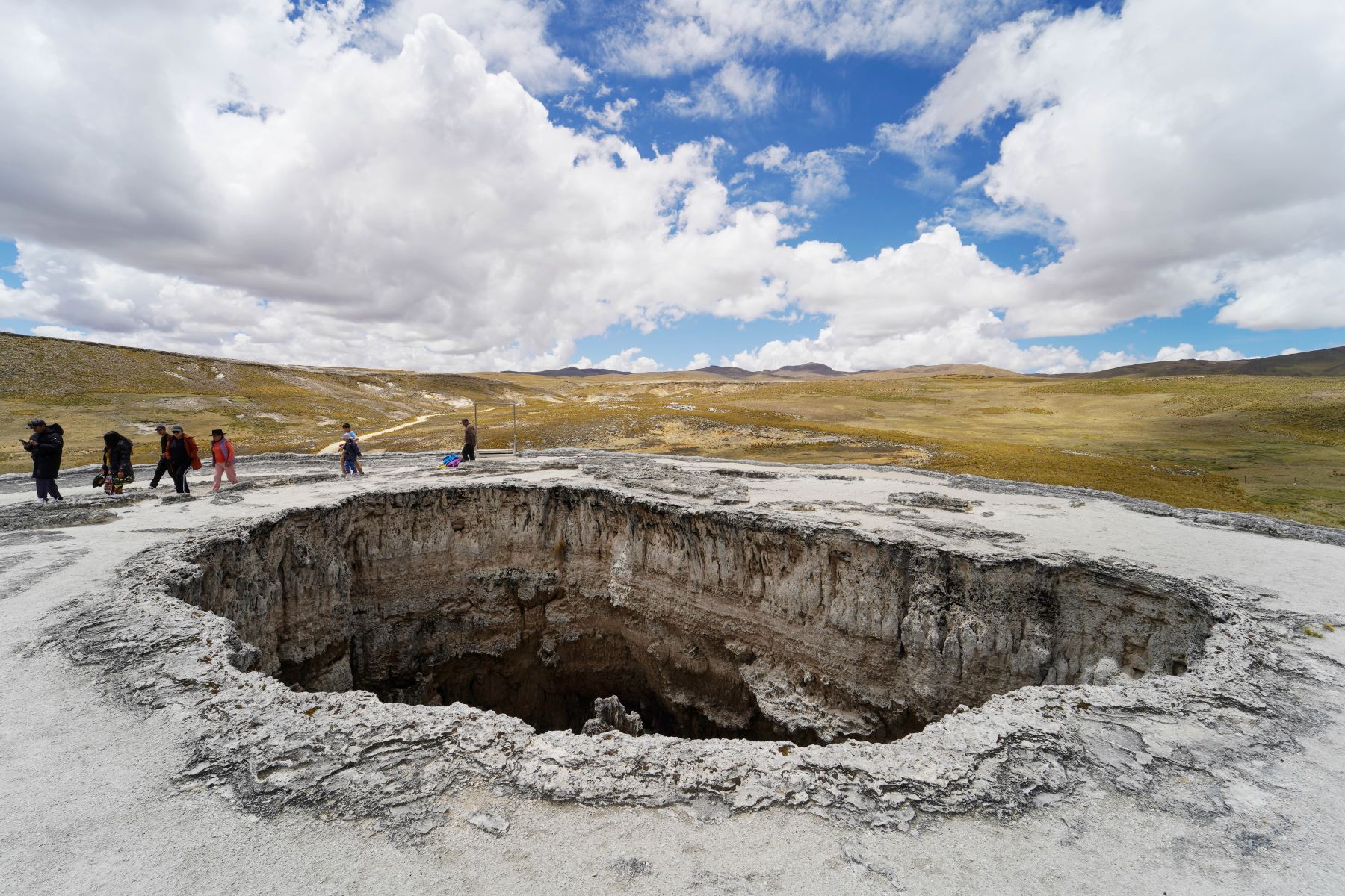 Guías locales recomiendan visitar el Pachapupum en el segundo o tercer día de estadía en Ayacucho, a fin de permitir una adecuada aclimatación a la altura y evitar el soroche. Foto: ANDINA/Genry Bautist