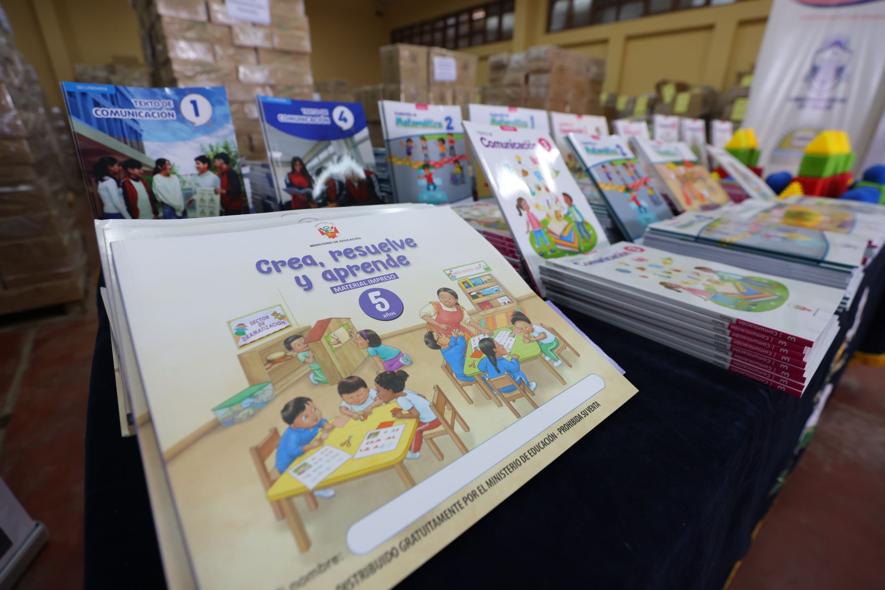 El proceso logístico contempla la coordinación entre el Minedu, las UGEL del Callao y las direcciones de las instituciones educativas, a fin de garantizar una distribución ordenada y eficiente en toda la región. Foto: ANDINA/Difusión