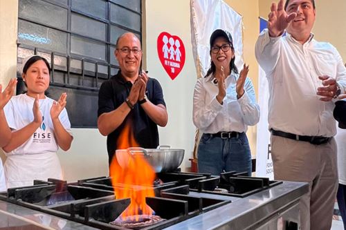 Colegios de Comas reciben gas natural gratuitamente. Foto: ANDINA/Difusión