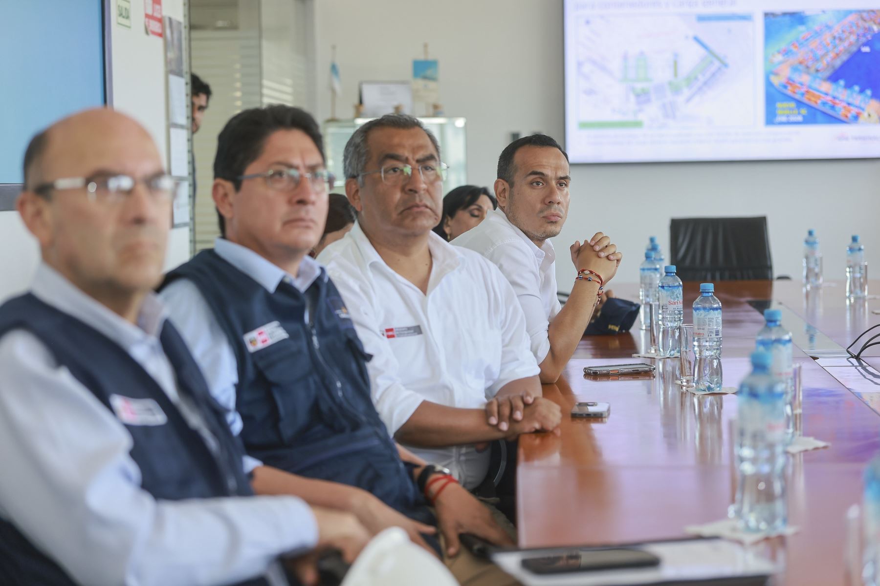 Visita de supervisión al operador del Terminal Norte Multiproposito del Puerto del Callao. Foto: ANDINA/Prensa Presidencia
