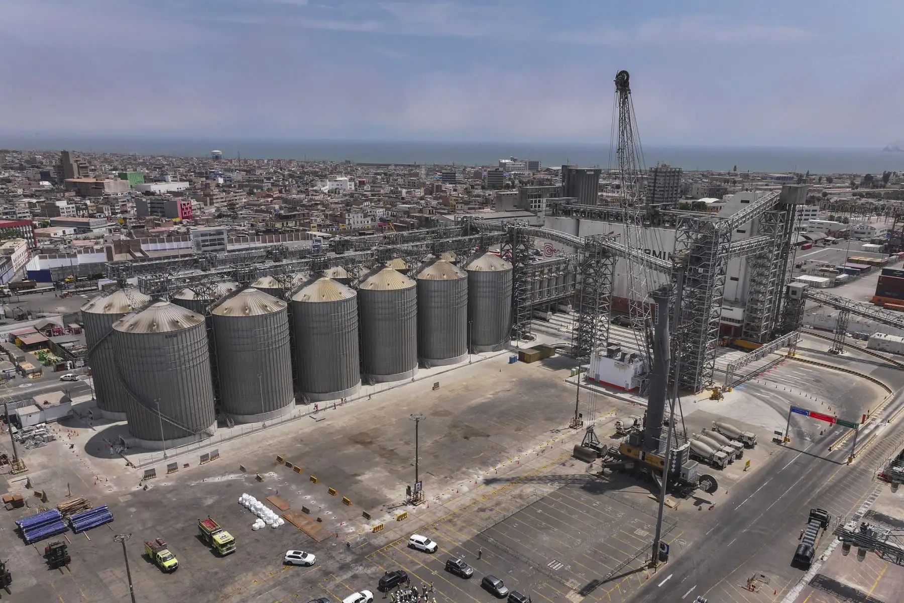 Visita de supervisión al operador del Terminal Norte Multiproposito del Puerto del Callao. Foto: ANDINA/Prensa Presidencia