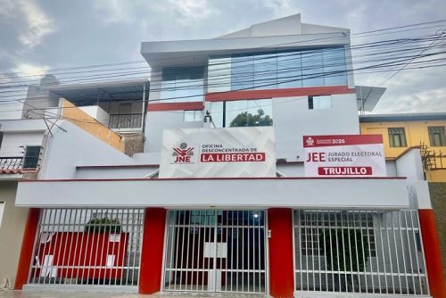 El presidente del JEE de Trujillo, Justo Vera Paredes, afirmó que las solicitudes ingresadas fueron evaluadas con estricto rigor legal y conforme a la normativa electoral vigente.
