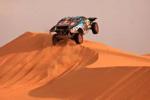 Nani Roma sigue dando batalla en el Rally Dakar 2026