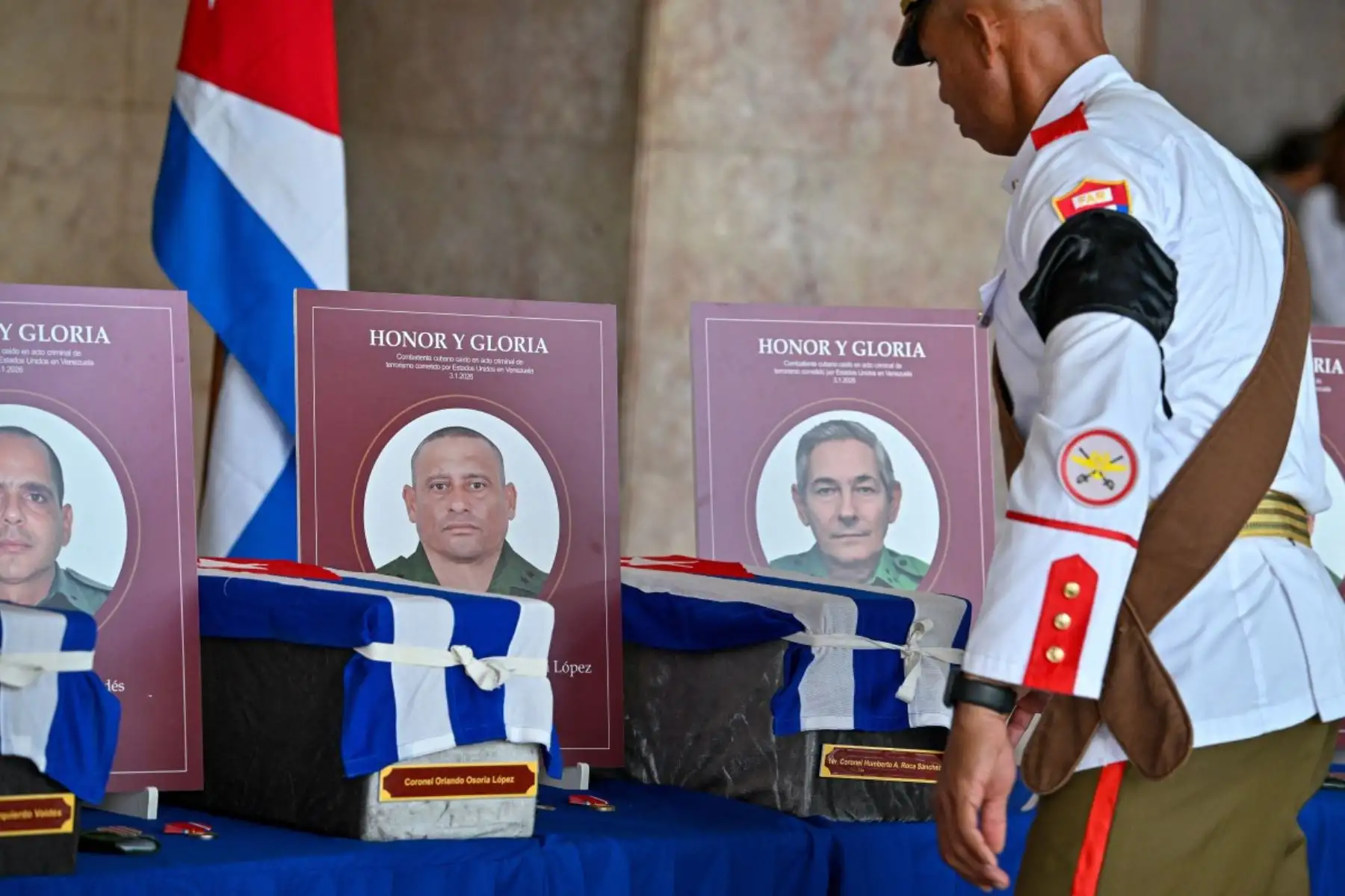Cuba comenzó a rendir tributo este jueves, con la presencia del líder Raúl Castro, a los 32 militares muertos en Venezuela durante la captura de Nicolás Maduro.