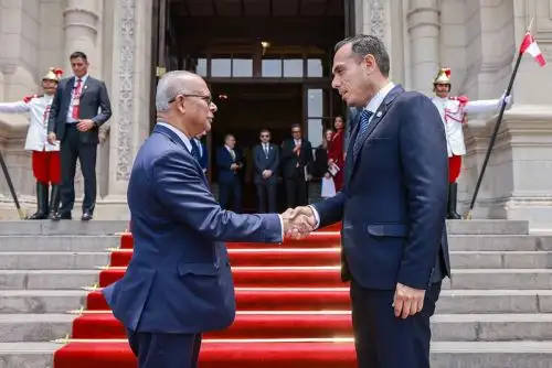 Presidente José Jerí recibe a secretario general de la OEA en Palacio de Gobierno