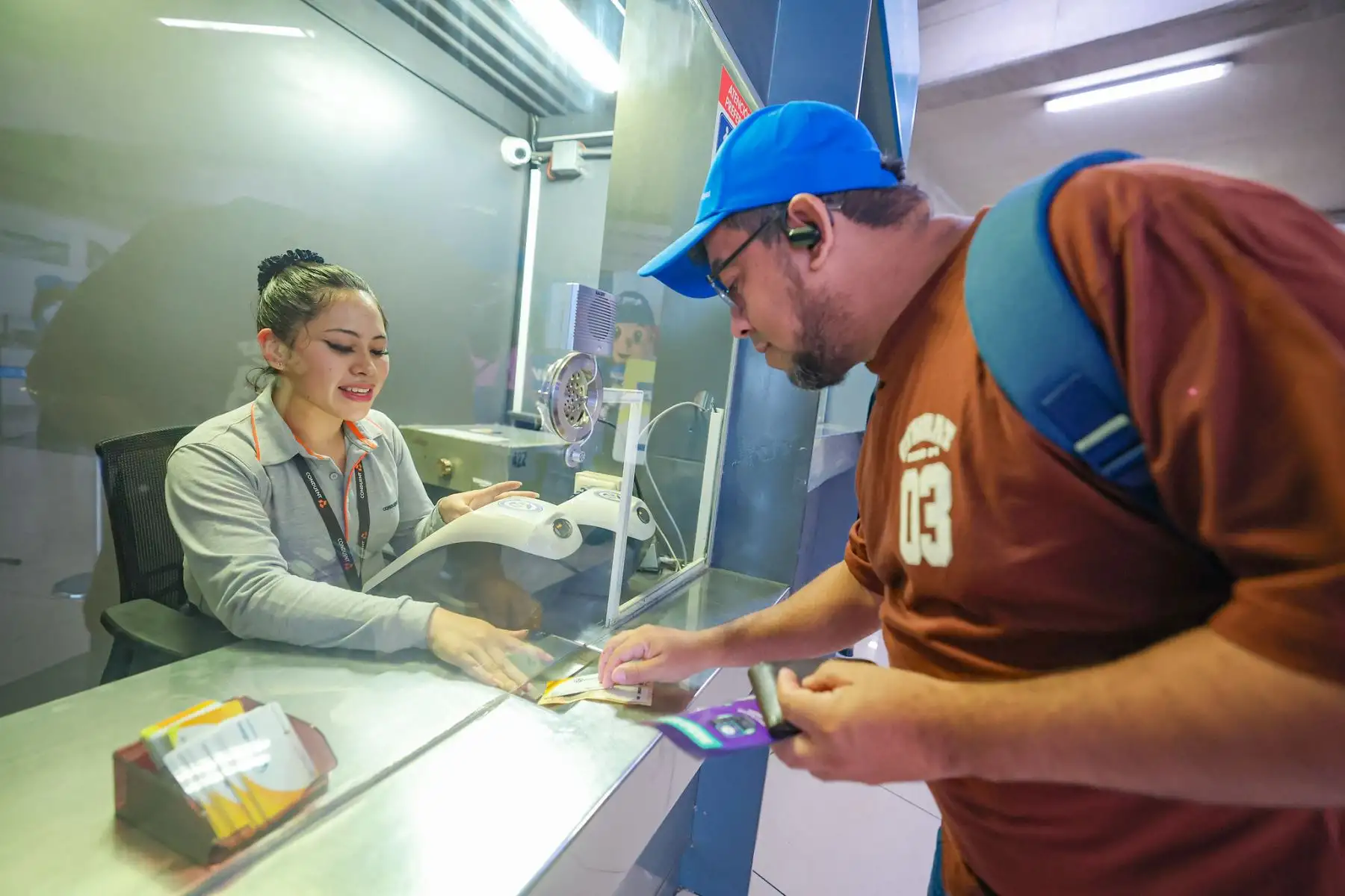 El MTC y la ATU indicaron que la medida permitirá mejorar la fluidez del servicio, al agilizar el acceso de los pasajeros a buses y estaciones. Foto: ANDINA/Difusión