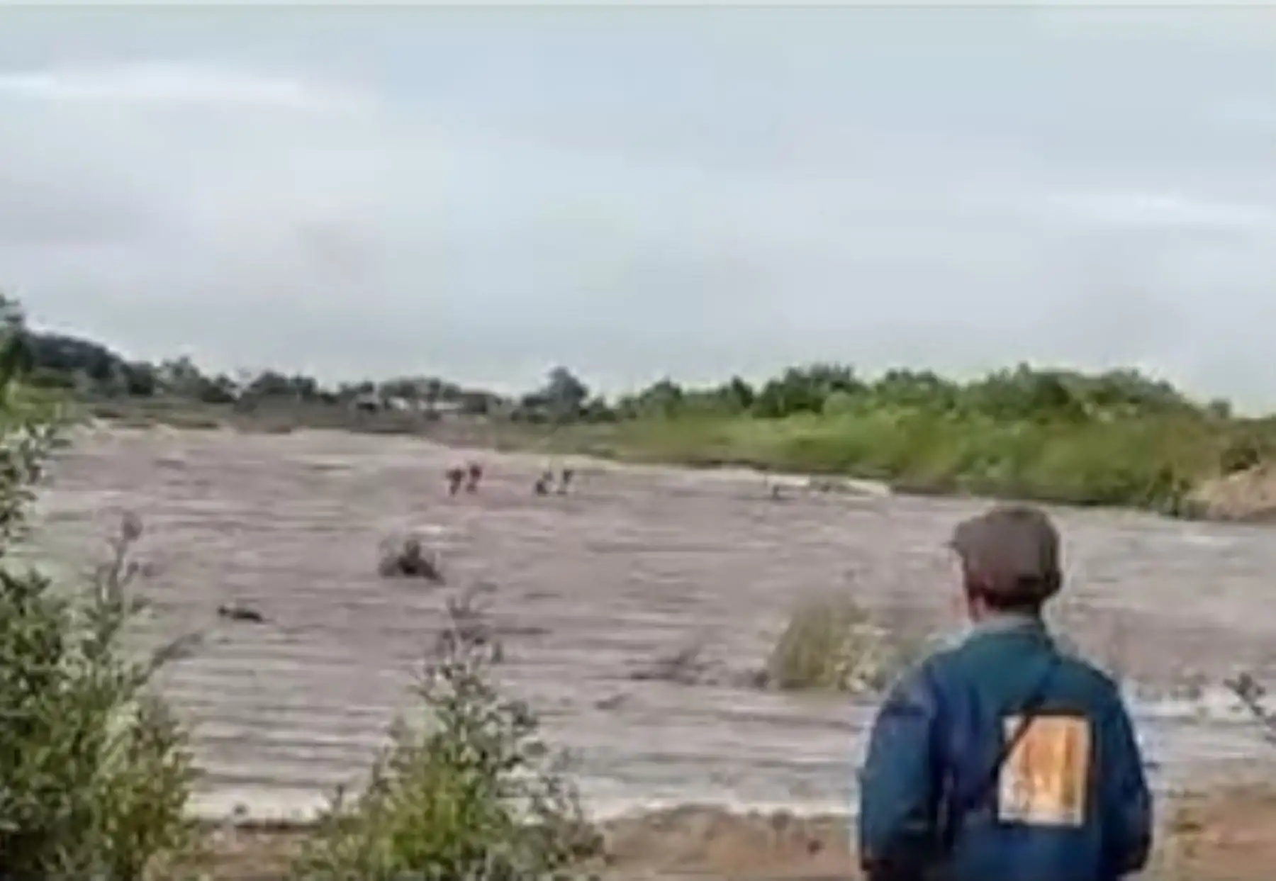 El río La Leche registra un peligroso aumento de su caudal en las últimas horas y se alertó de posibles desbordes. ANDINA/Difusión