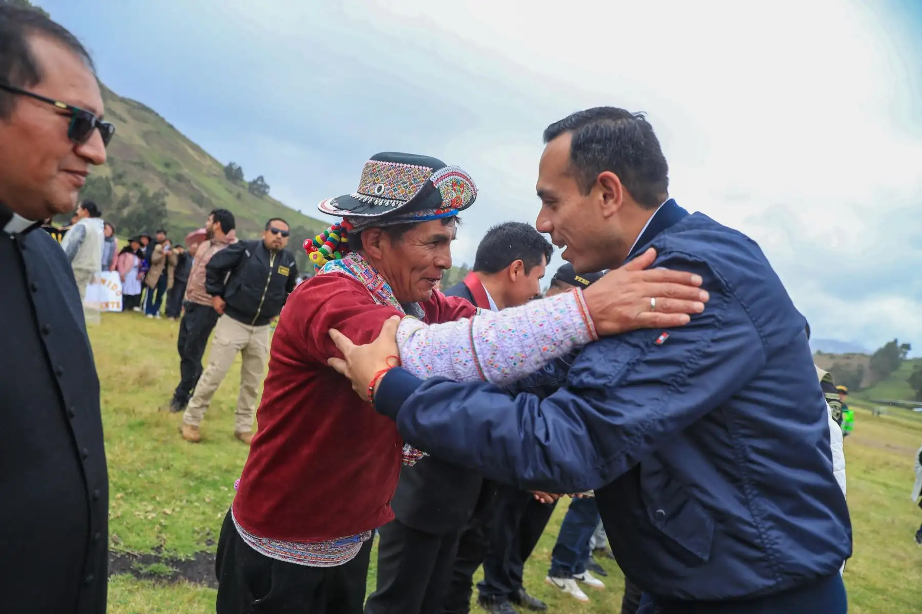Gobierno comprometido con el desarrollo de las regiones del Perú! El presidente José Jerí llegó a la provincia de Acobamba, región Huancavelica, para cumplir una nutrida agenda de trabajo orientada a la mejora de los servicios públicos y la atención de la población. Foto: ANDINA/ Prensa Presidencia