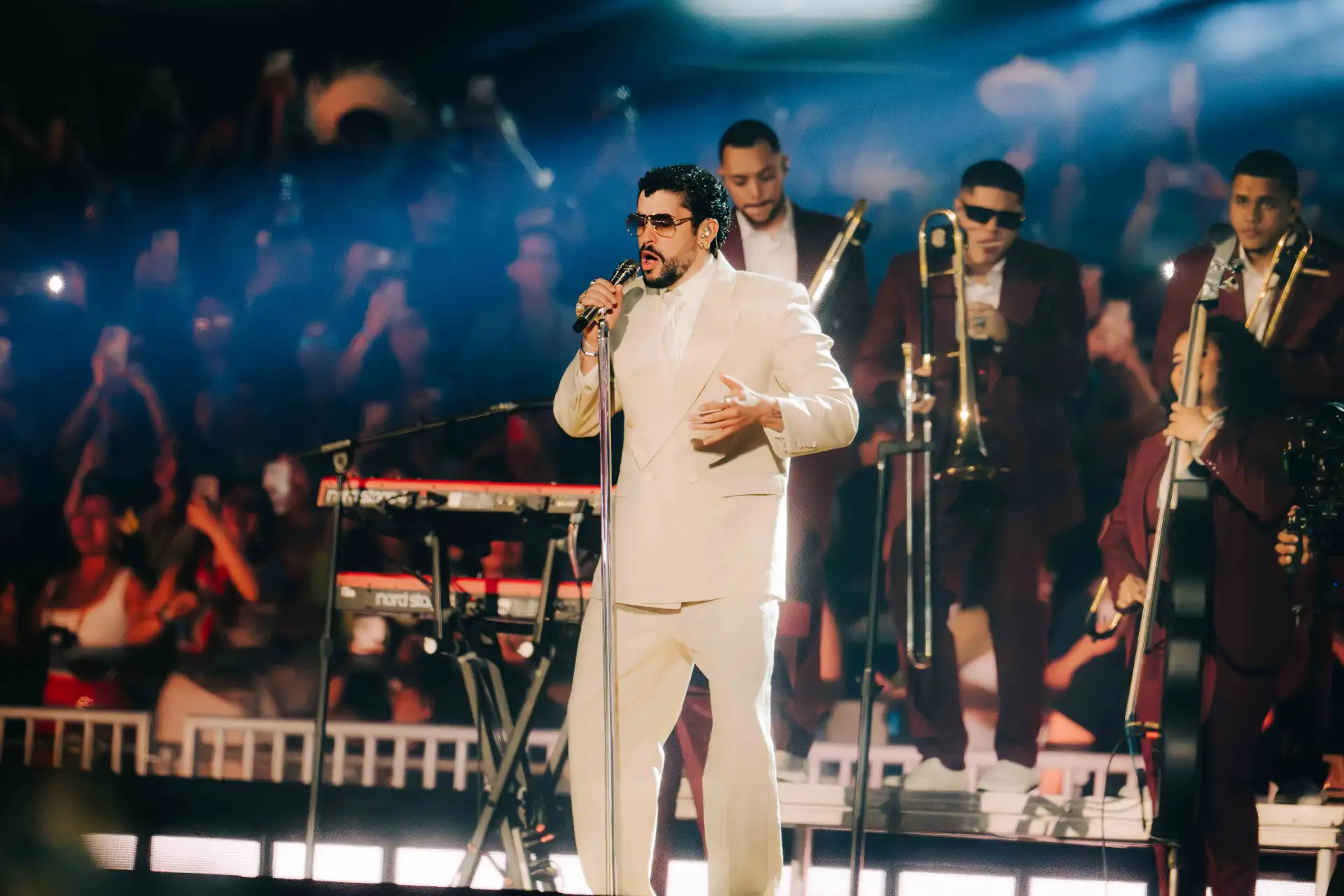 Colas interminables, una atmósfera única que invitaba al baile y a la euforia fue lo que el Estadio Nacional tuvo en este primer concierto, en donde el artista recordó lo que significa para él nuestro país como parte importante de su carrera.
Foto: cortesía Raúl Umeres
