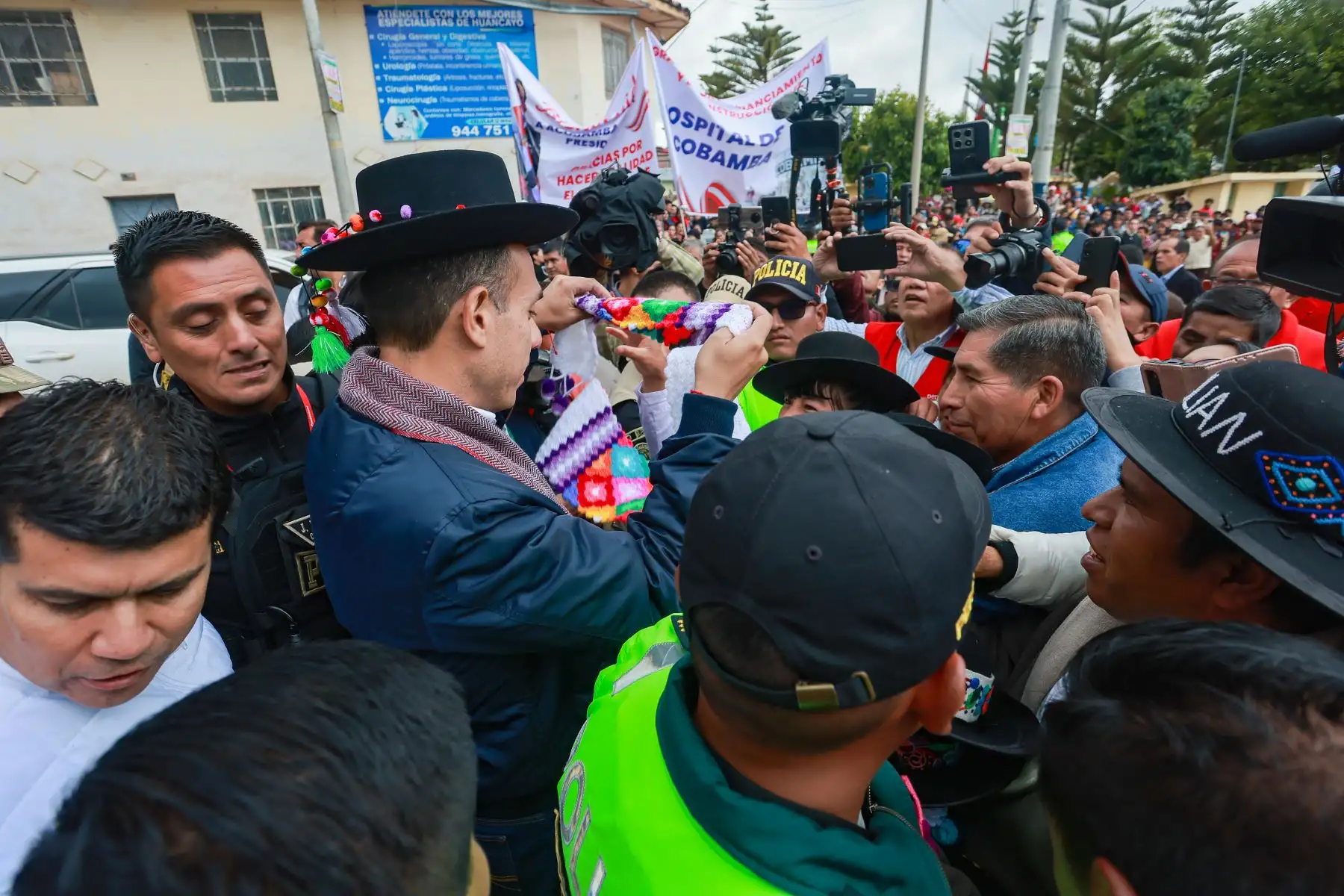 Presidente José Jerí recorre las instalaciones del Hospital Provincial de Acobamba. En la región Huancavelica.
Foto: ANDINA/ Prensa Presidencia