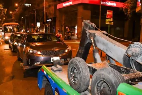 Operativo de la ATU retira 16 vehículos informales en Miraflores. Foto: Difusión