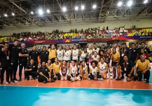 Universitario se mantiene firme en la punta de la Liga Peruana de Vóley