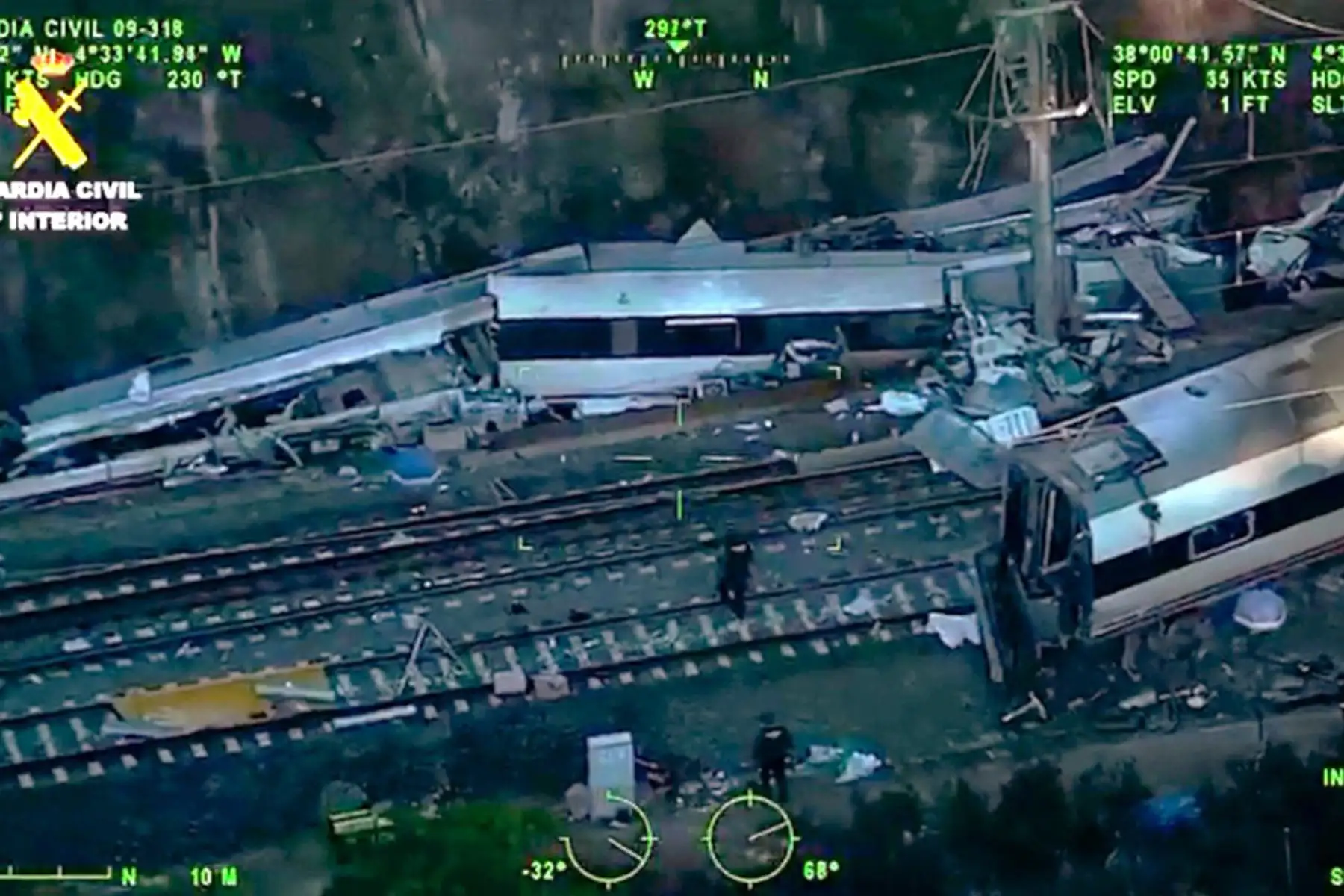 Al menos 39 personas murieron y más de 120 resultaron heridas en el accidente ferroviario más mortífero en España en más de una década. Foto:AFP