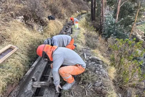 Rehabilitan canales de regadío para optimizar uso del agua en parcelas agrícolas. Fuente Midagri