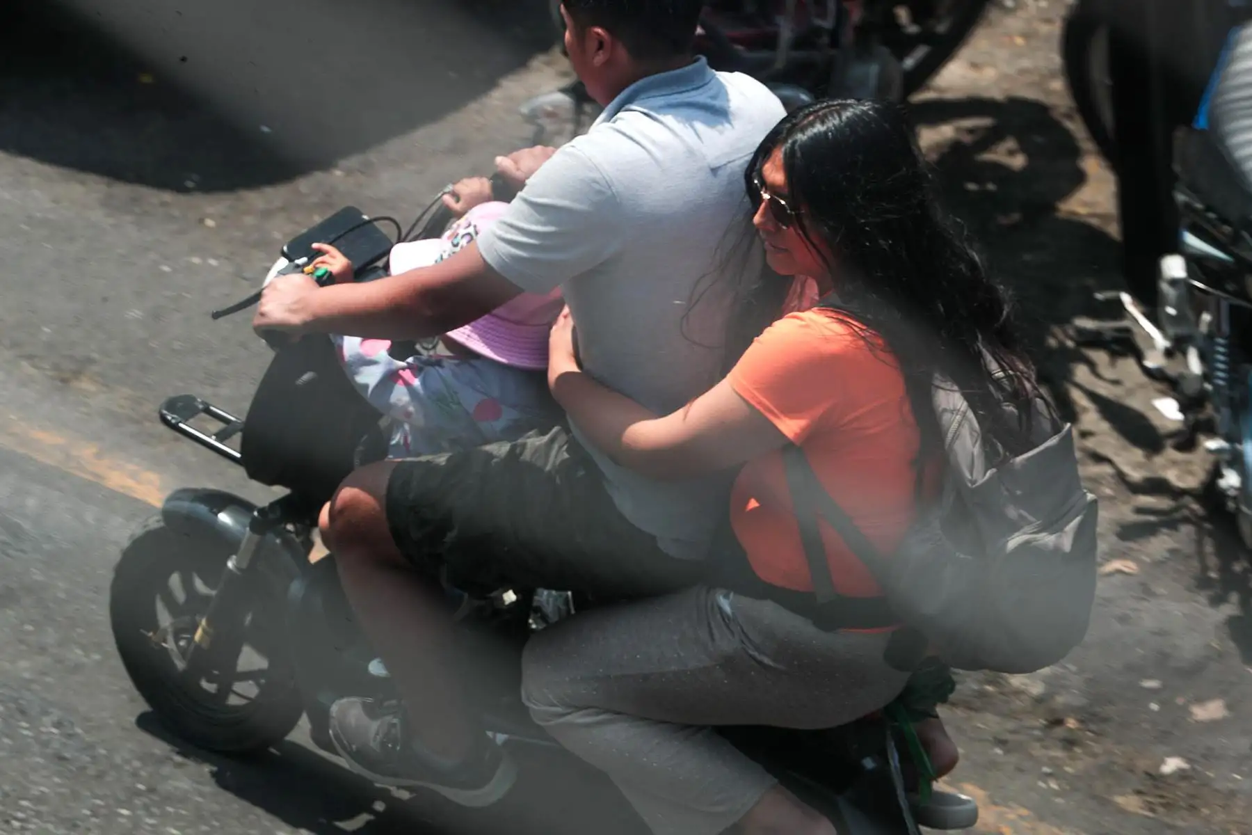 La PNP sancionará desde el 21 de enero a motociclistas con acompañante en zonas en emergencia.Foto: ANDINA/ Verónica Calderón