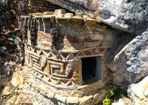 Este 2026 el trabajo de investigación arqueológica y biológica en el monumento Gran Pajatén, ubicado en el interior del Parque Nacional del Río Abiseo, en la región San Martín, se centrará en el valle del Alto Montecristo, informó el Ministerio de Cultura. ANDINA/Difusión