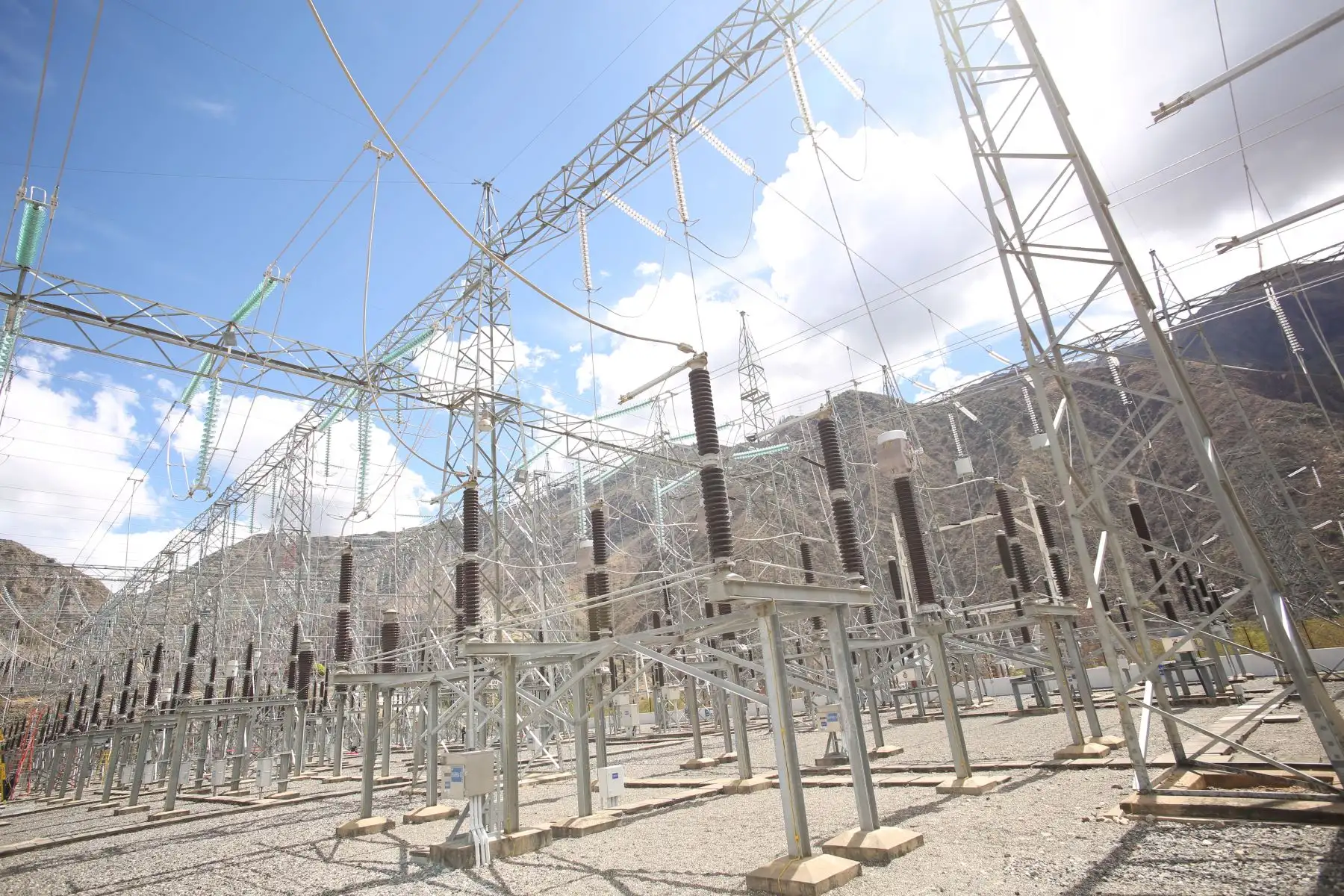 INEI: subsector electricidad creció 6.86% por mayor generación de energía termoeléctrica