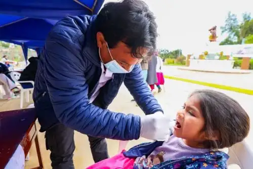 “A través de esta intervención multisectorial, nuestros programas sociales trabajan de manera conjunta con los distintos sectores para acercar la atención a quienes más lo necesitan”, refirió la ministra Lesly Shica. ANDINA/Difusión