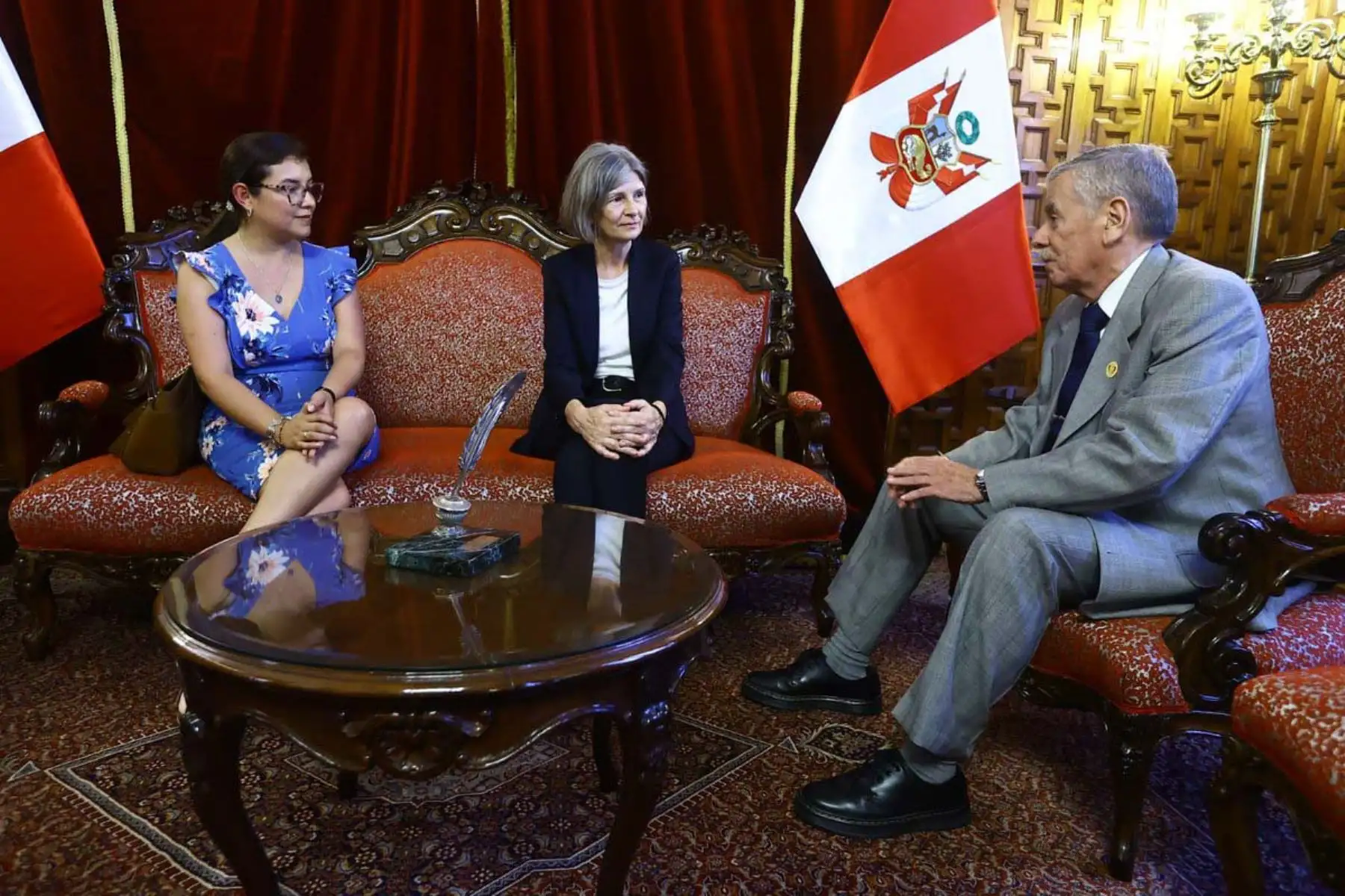 <? htmlspecialchars($article['title_ai']) ?>