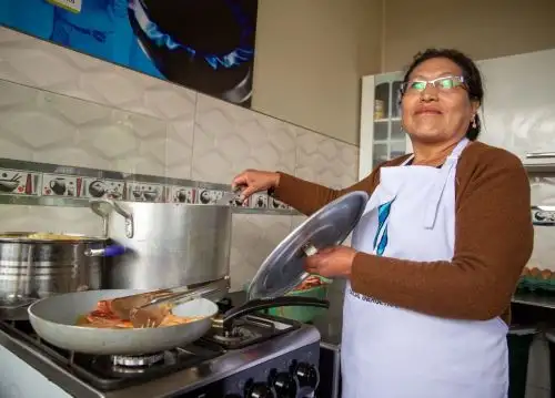 La casa de doña Marleny Arana Castillo, ubicada en el distrito de San Jerónimo, al sur de la ciudad del Cusco, es la primera en recibir gas de la Planta Satélite de Regasificación de Gas Natural, que entró en funcionamiento. ANDINA/Difusión