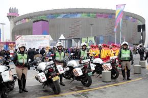 Autoridades y representantes de clubes reafirmaron su compromiso con la cultura de paz en los escenarios deportivos. Foto: MININTER/Difusión.
