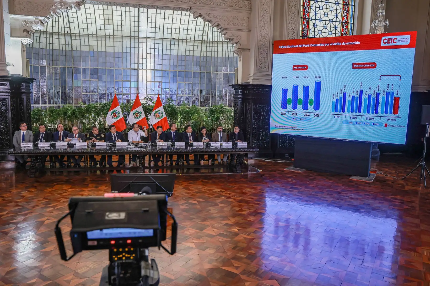 Desde Palacio de Gobierno, el presidente de la República, José Jerí, lideró la presentación de la reducción de cifras de casos de homicidio y sicariato entre el 2022 y el 2025, a cargo del Instituto Nacional de Estadística e Informática INEI, el jueves 22 de enero de 2026. Foto: ANDINAPresidencia