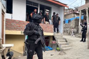 La Policía Nacional intervino a alias "Chato Rudy" en un inmueble ubicado en la calle 2 de Mayo del distrito de El Porvenir, Trujillo. Foto: Cortesía Luis Puell