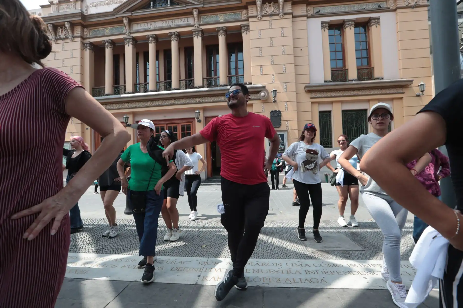 Las sesiones están a cargo de instructores especializados y no requieren experiencia previa.
Foto: ANDINA/Verónica Calderón Zúñiga