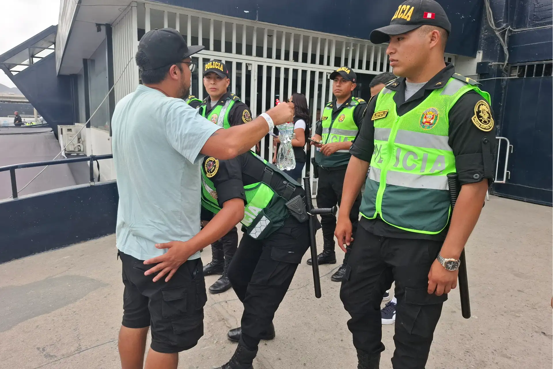 Imágenes previas al partido histórico de Alianza Lima ante el Inter Miami de Lionel Messi y Luis Suárez, en un cotejo estelar de la  Tarde Blanquiazul.
Foto: ANDINA/ Vidal Tarqui