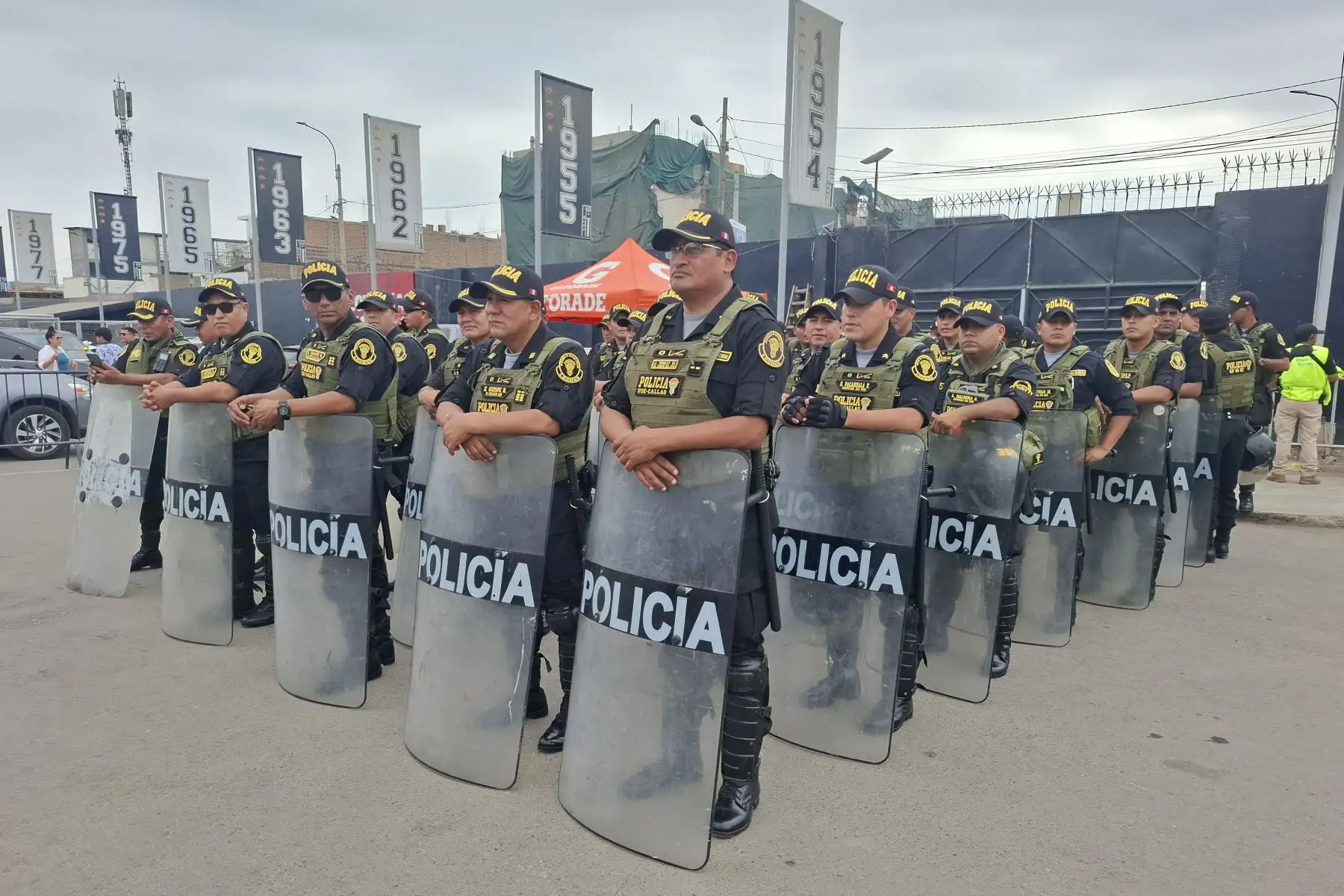 Imágenes previas al partido histórico de Alianza Lima ante el Inter Miami de Lionel Messi y Luis Suárez, en un cotejo estelar de la  Tarde Blanquiazul.
Foto: ANDINA/ Vidal Tarqui