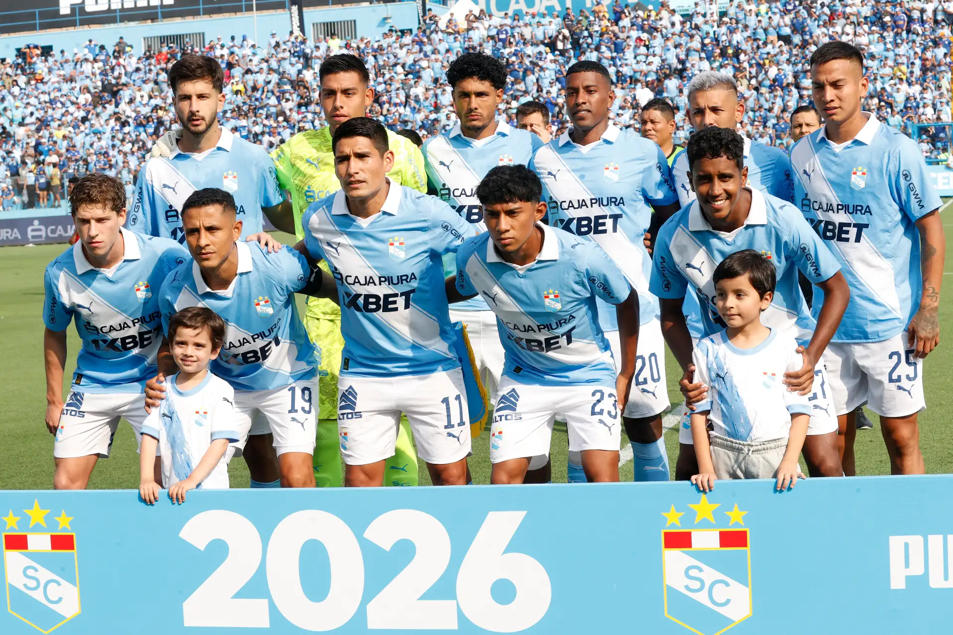 Equipo de Sporting Cristal inicia su temporada en la Tarde Celeste que enfrenta a la Universidad Católica de Ecuador, en el Estadio Alberto Gallardo. 
Foto: ANDINA/ Vidal Tarqui