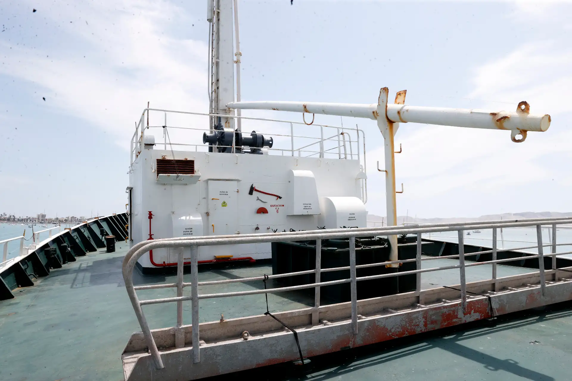 Además de investigación biológica, el BAP Humboldt desarrolla estudios geológicos y físicos del fondo marino, contribuyendo al conocimiento de la plataforma continental peruana. Estas investigaciones son clave para la seguridad marítima, la planificación costera y la soberanía científica del país. 
Foto: ANDINA/Vidal Tarqui