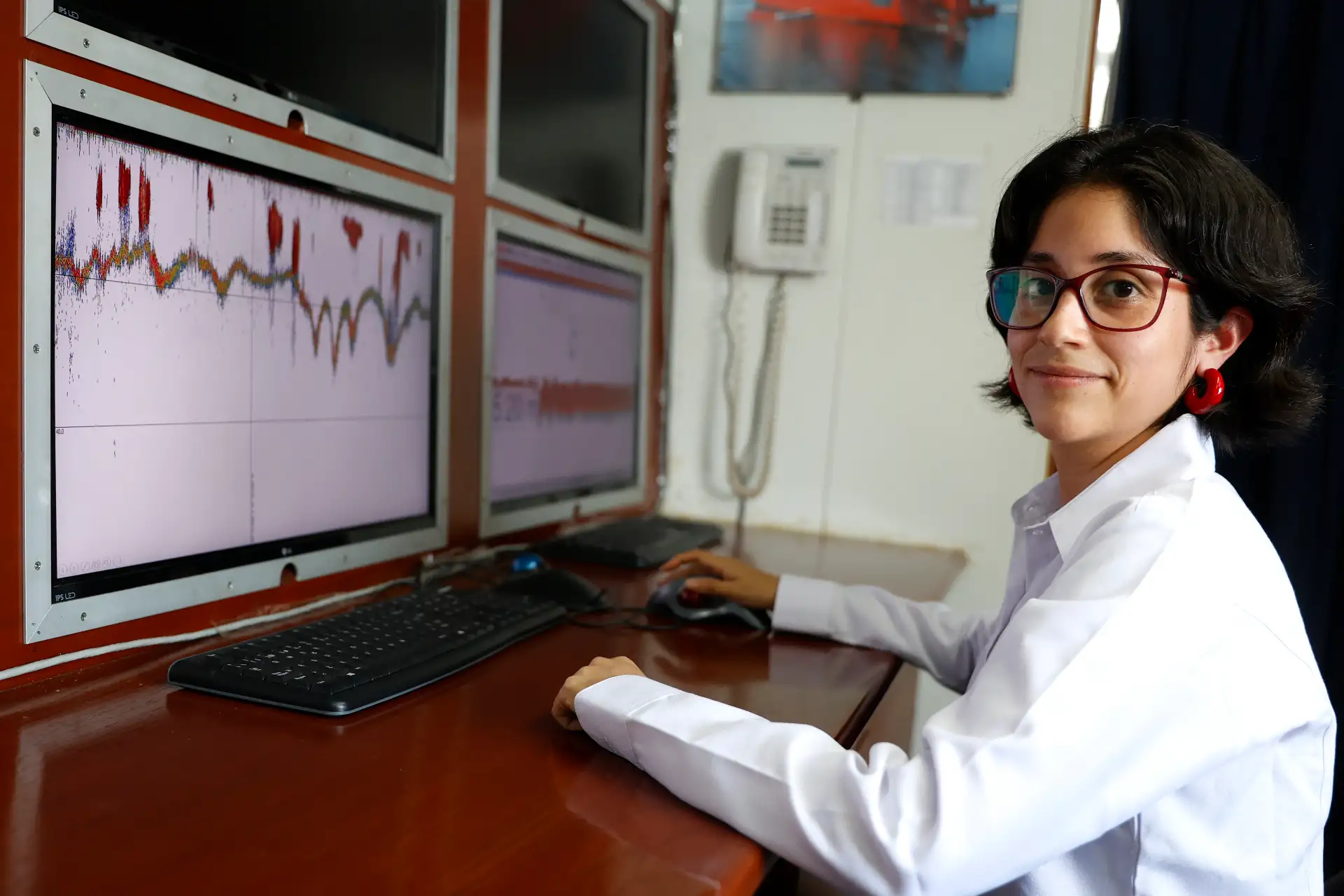 Además de investigación biológica, el BAP Humboldt desarrolla estudios geológicos y físicos del fondo marino, contribuyendo al conocimiento de la plataforma continental peruana. Estas investigaciones son clave para la seguridad marítima, la planificación costera y la soberanía científica del país. 
Foto: ANDINA/Vidal Tarqui