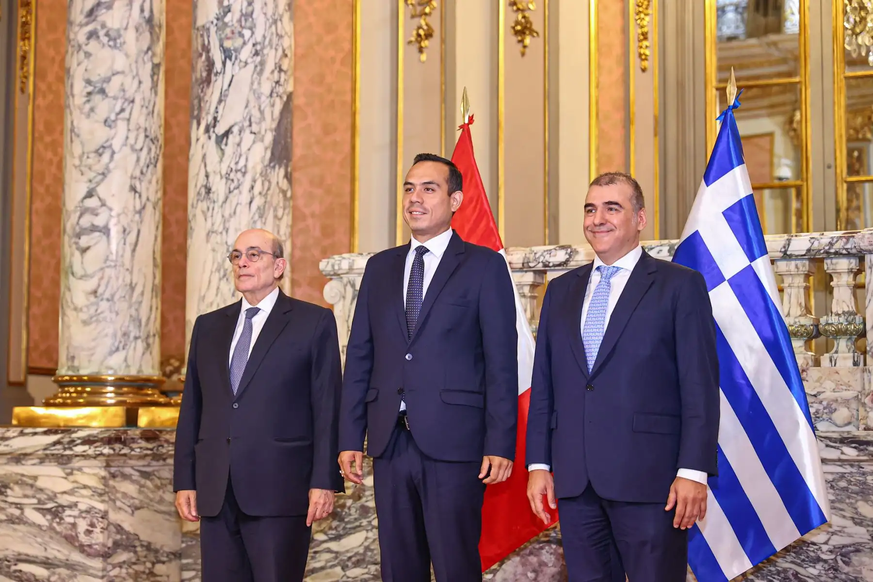 El presidente José Jerí recibe las cartas credenciales de los nuevos embajadores de la Mancomunidad de Australia, Reino Unido y la República Helénica de Grecia.
Foto: ANDINA/Prensa Presidencia