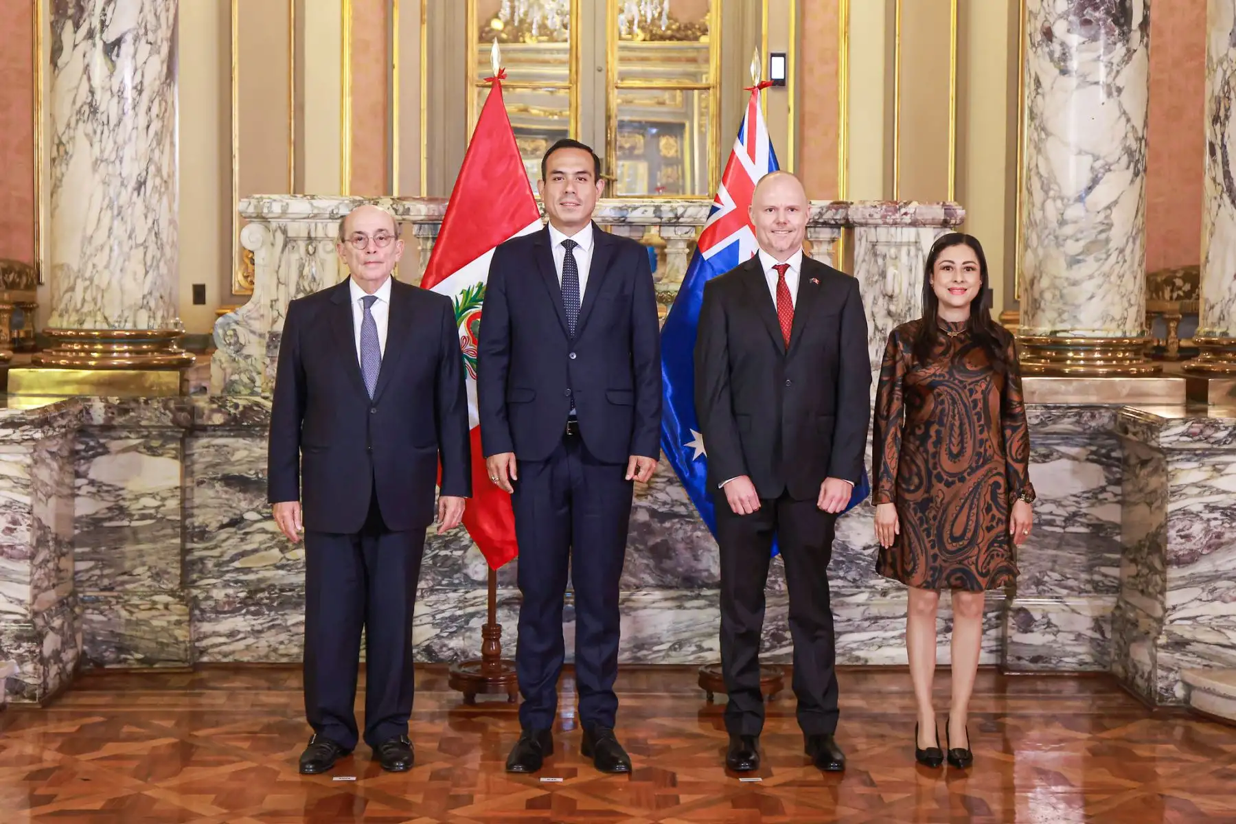 El presidente José Jerí recibe las cartas credenciales de los nuevos embajadores de la Mancomunidad de Australia, Reino Unido y la República Helénica de Grecia.
Foto: ANDINA/Prensa Presidencia