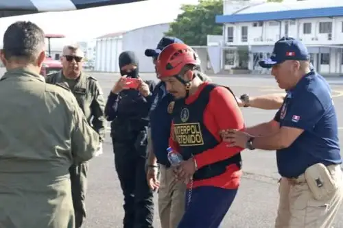 Paraguay entrega a Erick Moreno Hernández, alias “El Monstruo” a la PNP para su extradición a Perú