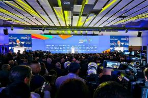 Perú participa en foro económico en Panamá para exponer avances y atraer inversión global.