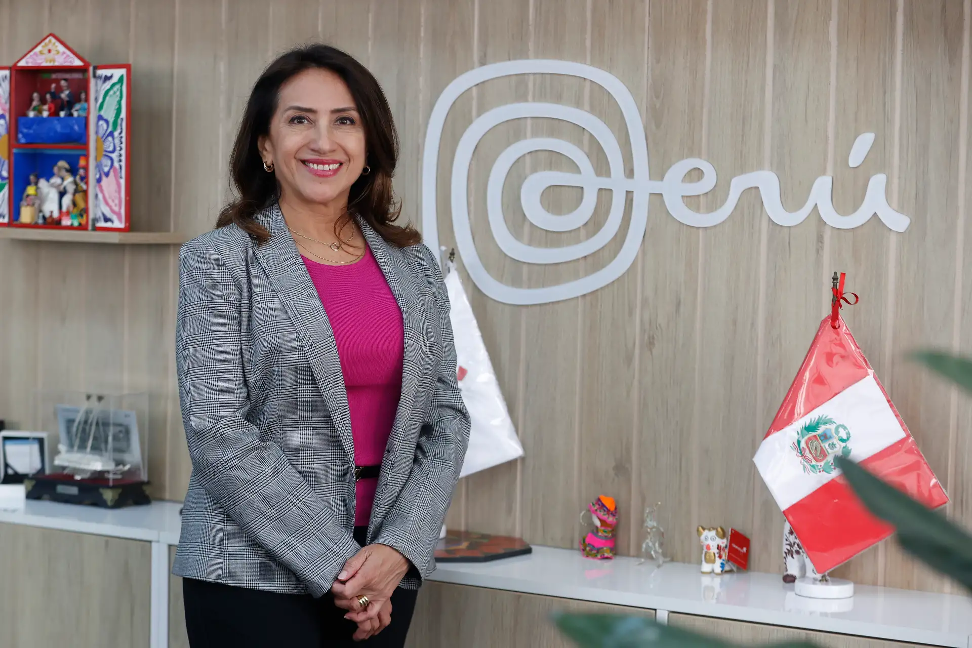 Queremos que las regiones crezcan, fortalezcan sus capacidades y constituyan polos de desarrollo, manifestó la ministra Teresa Mera. ANDINA/Vidal Tarqui