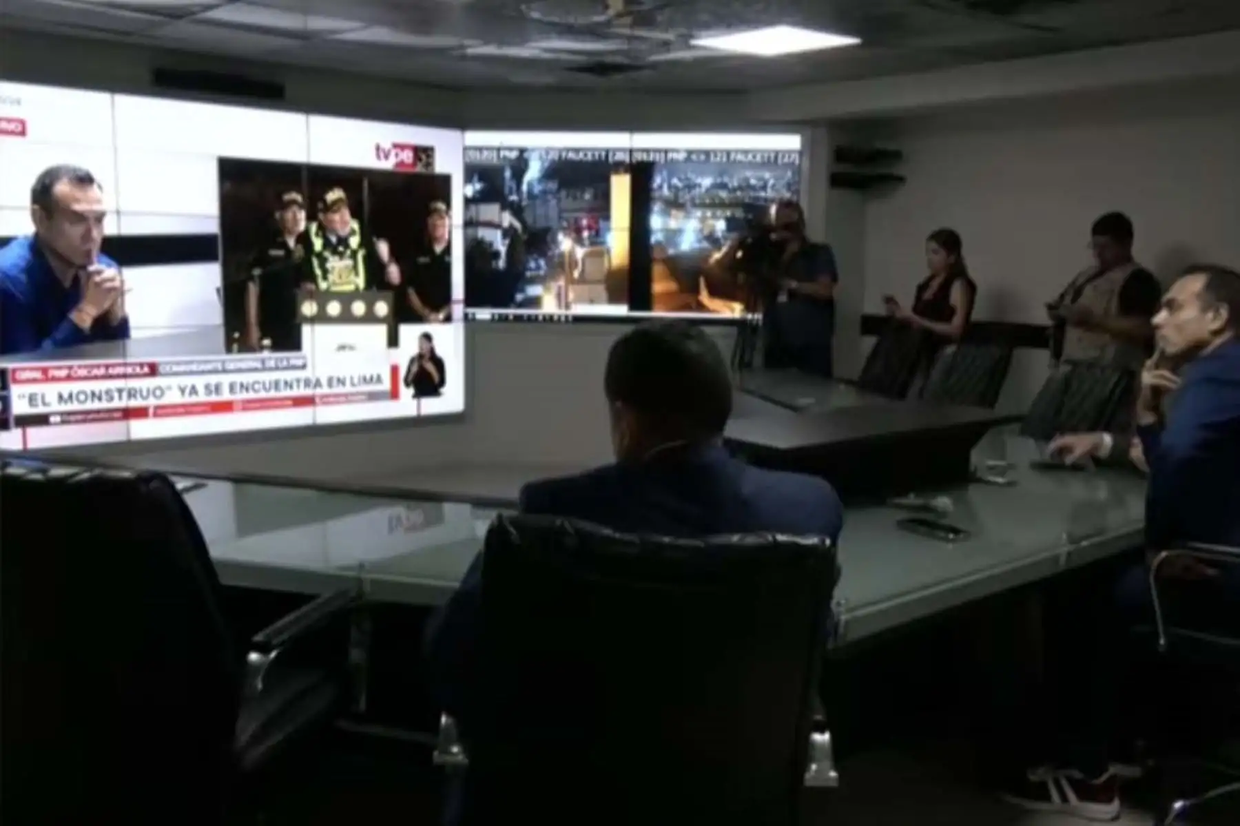 El procedimiento se ejecutó conforme a los protocolos vigentes para traslados de alto riesgo. Foto: Captura TV